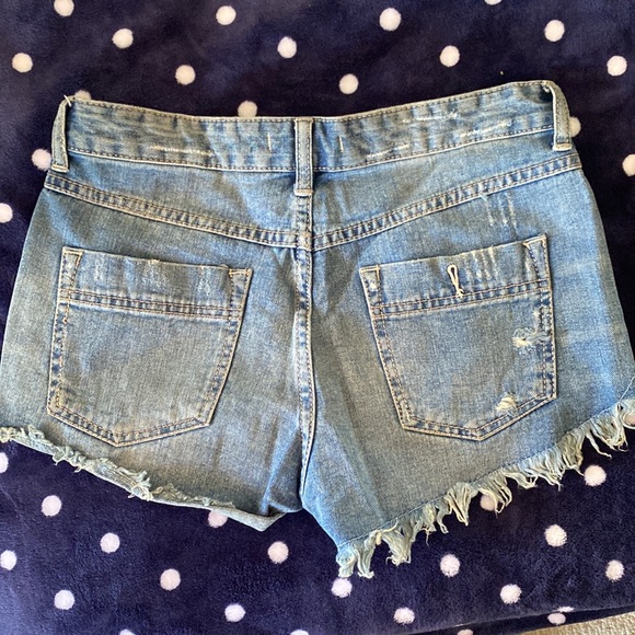 Free people Jean shorts - Picture 3 of 3